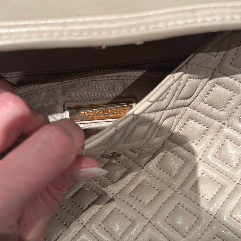 Tory Burch -Authentic Fleming Small Convertible Shoulder Bag Light Taupe - Picture 10 of 17